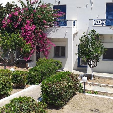 Ferienwohnung White And Blue,Finikas Syros Vissa Exterior foto